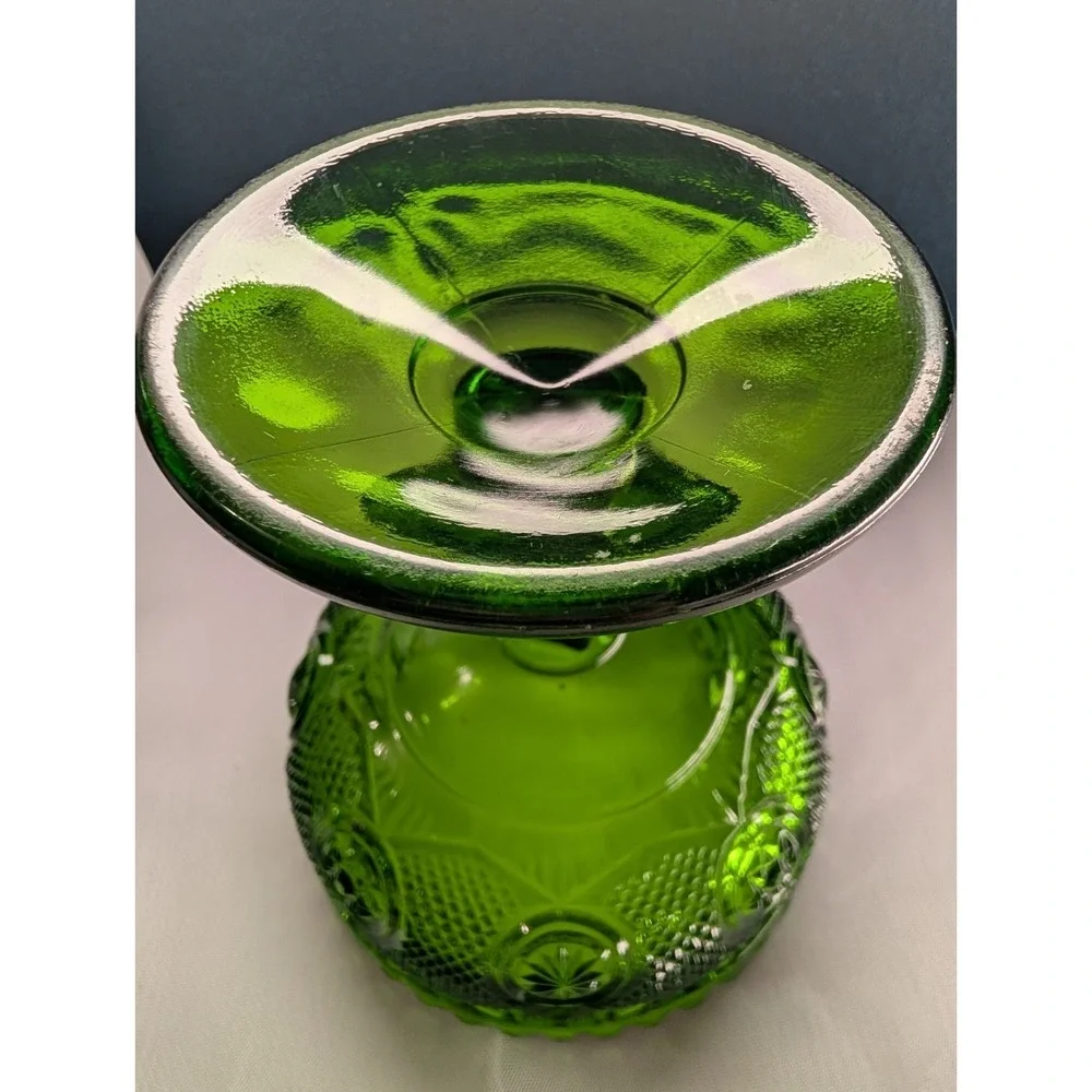 Vintage Emerald Glass Star And Punty Pedestal Compote Dish, Mid-Century